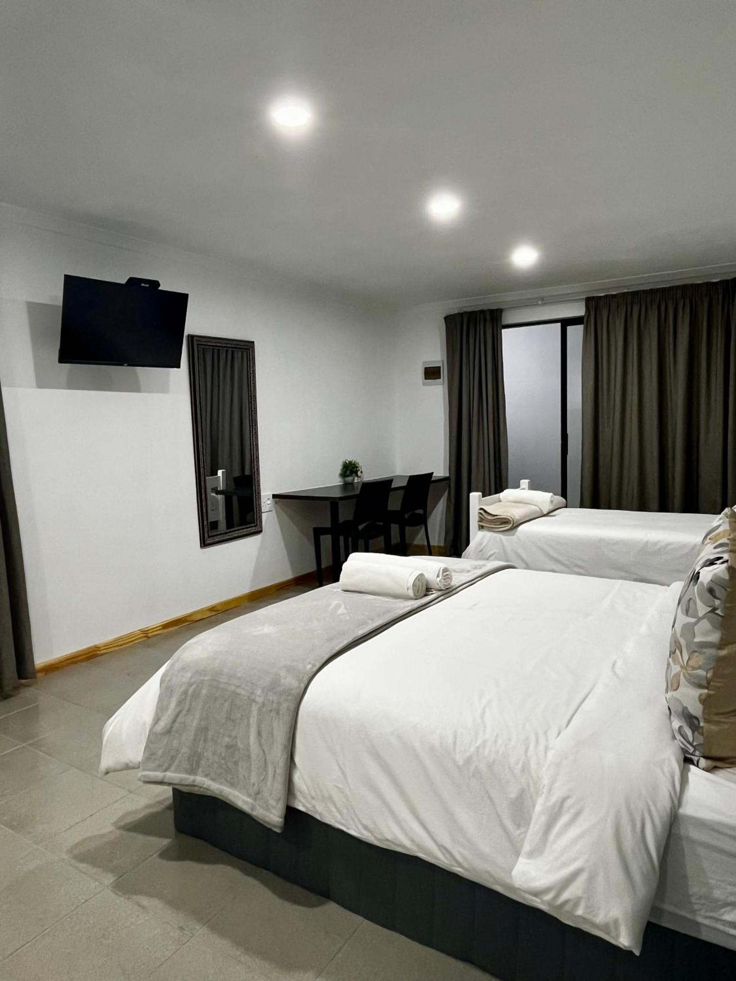 Cradock Guest House & Self Catering Exterior foto